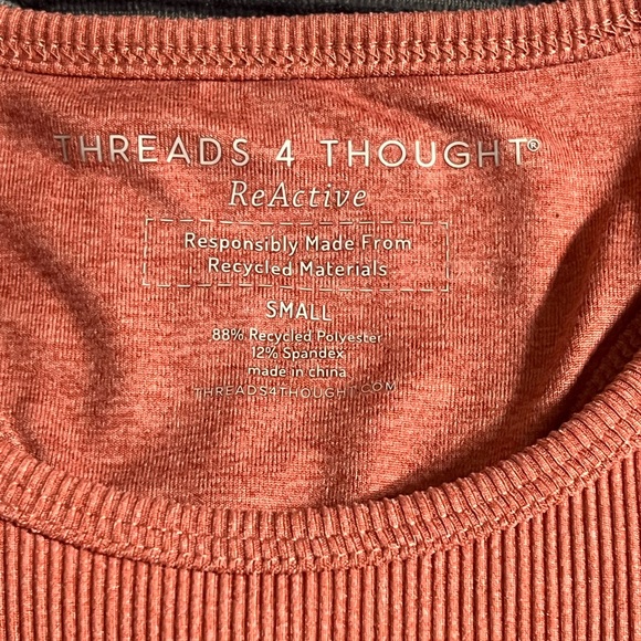 Threads 4 thought racerback sports bra - Picture 2 of 3